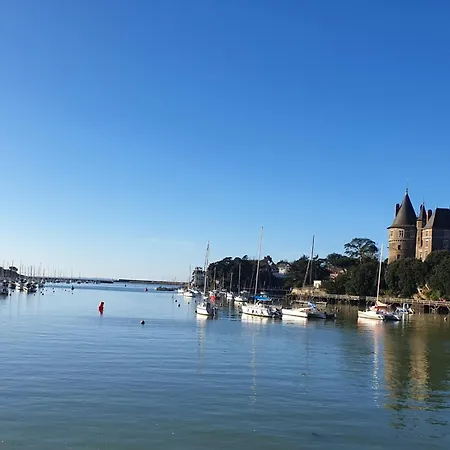 700 Mètres De La Appartement *