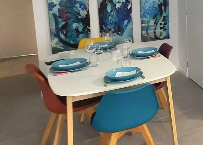 Apartment 700 Metres De La *