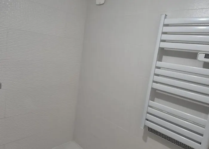 Apartment 700 Metres De La