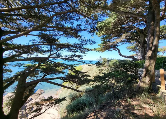 700 Metres De La Apartment *